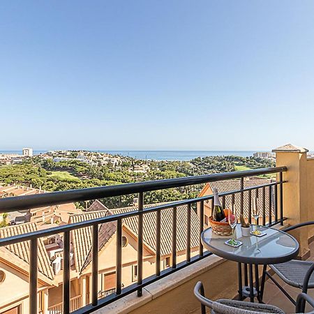 797 Holiday Rentals - Moderno Piso Para 5 Con Hermosas Vistas Benalmadena Luaran gambar