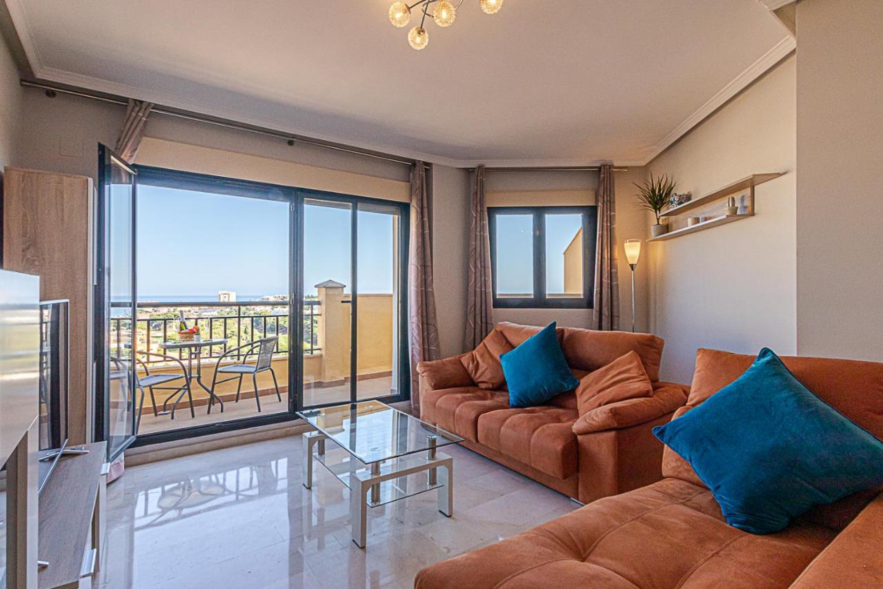 797 Holiday Rentals - Moderno Piso Para 5 Con Hermosas Vistas Benalmadena Luaran gambar