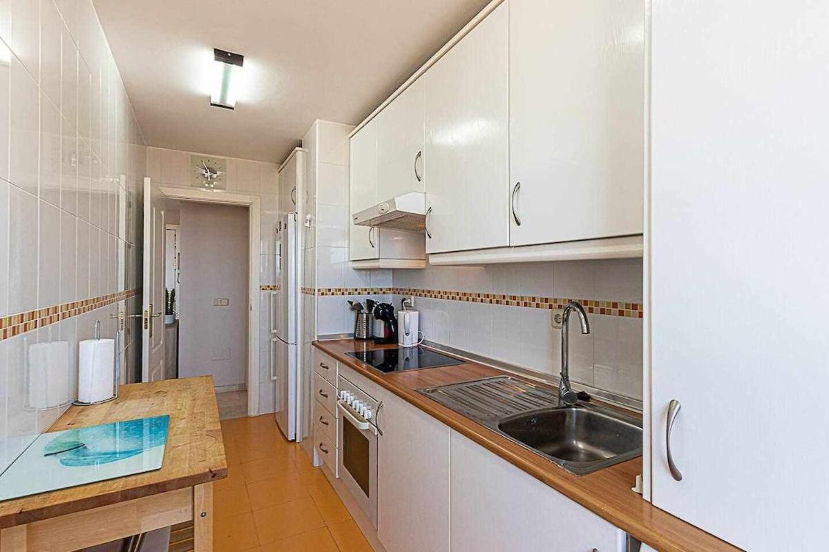 797 Holiday Rentals - Moderno Piso Para 5 Con Hermosas Vistas Benalmadena Luaran gambar
