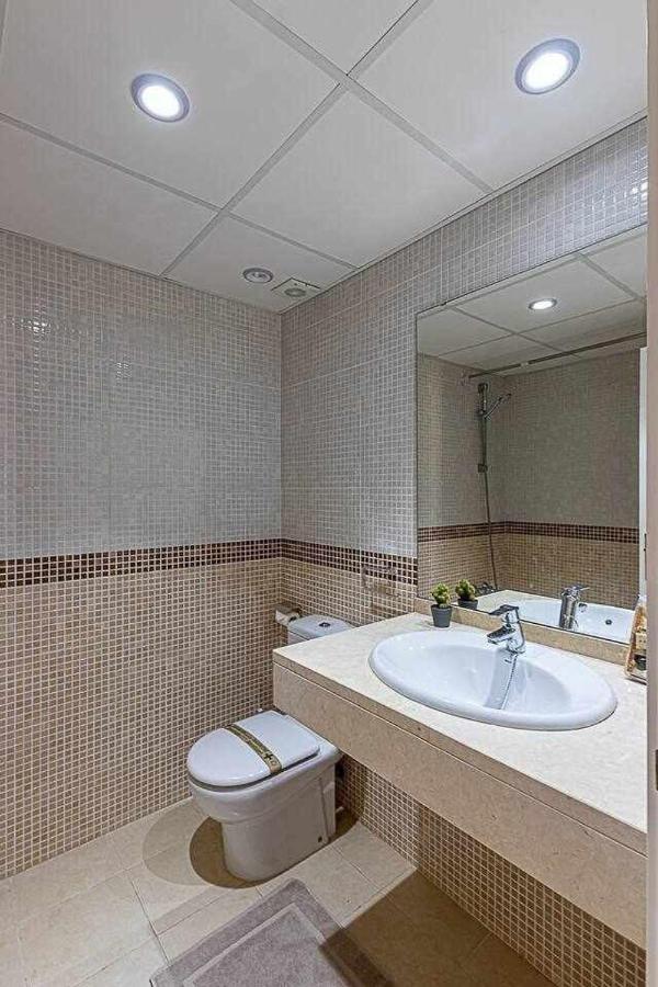 797 Holiday Rentals - Moderno Piso Para 5 Con Hermosas Vistas Benalmadena Luaran gambar